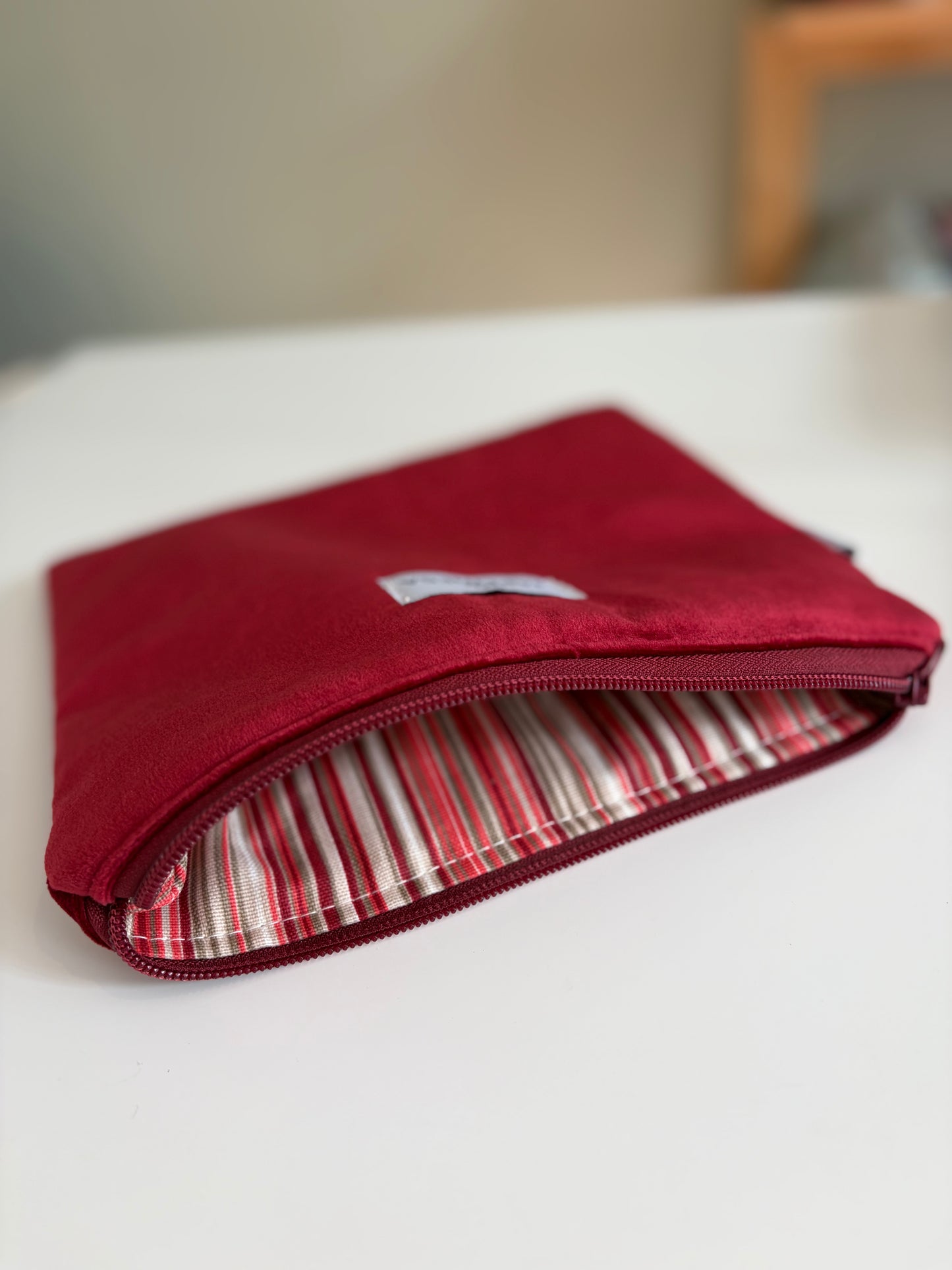 Soft Pouch XL Burdeo