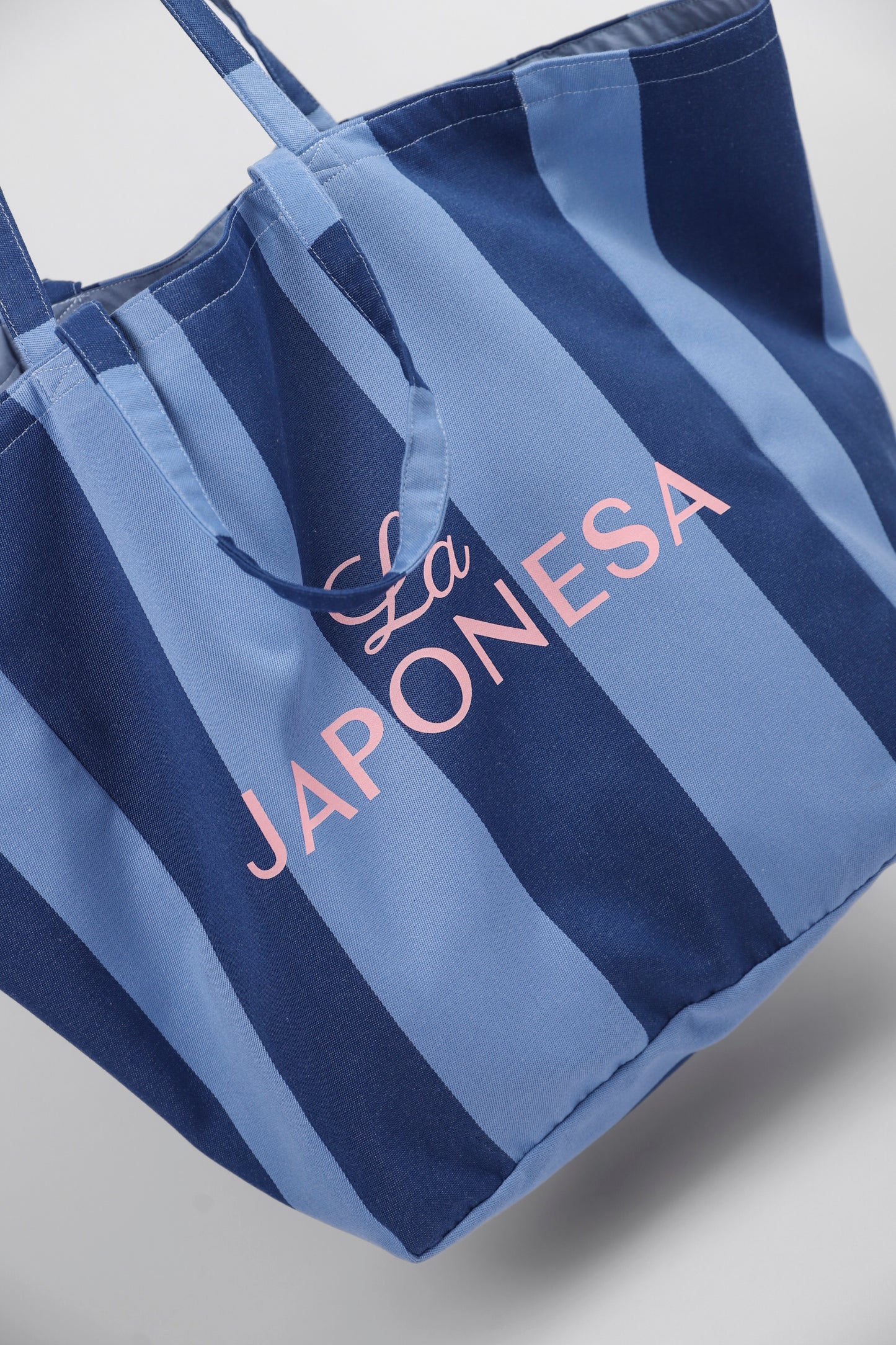 La Japones Tote Bag
