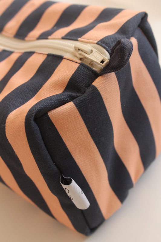 Beauty Case Stripes Blue
