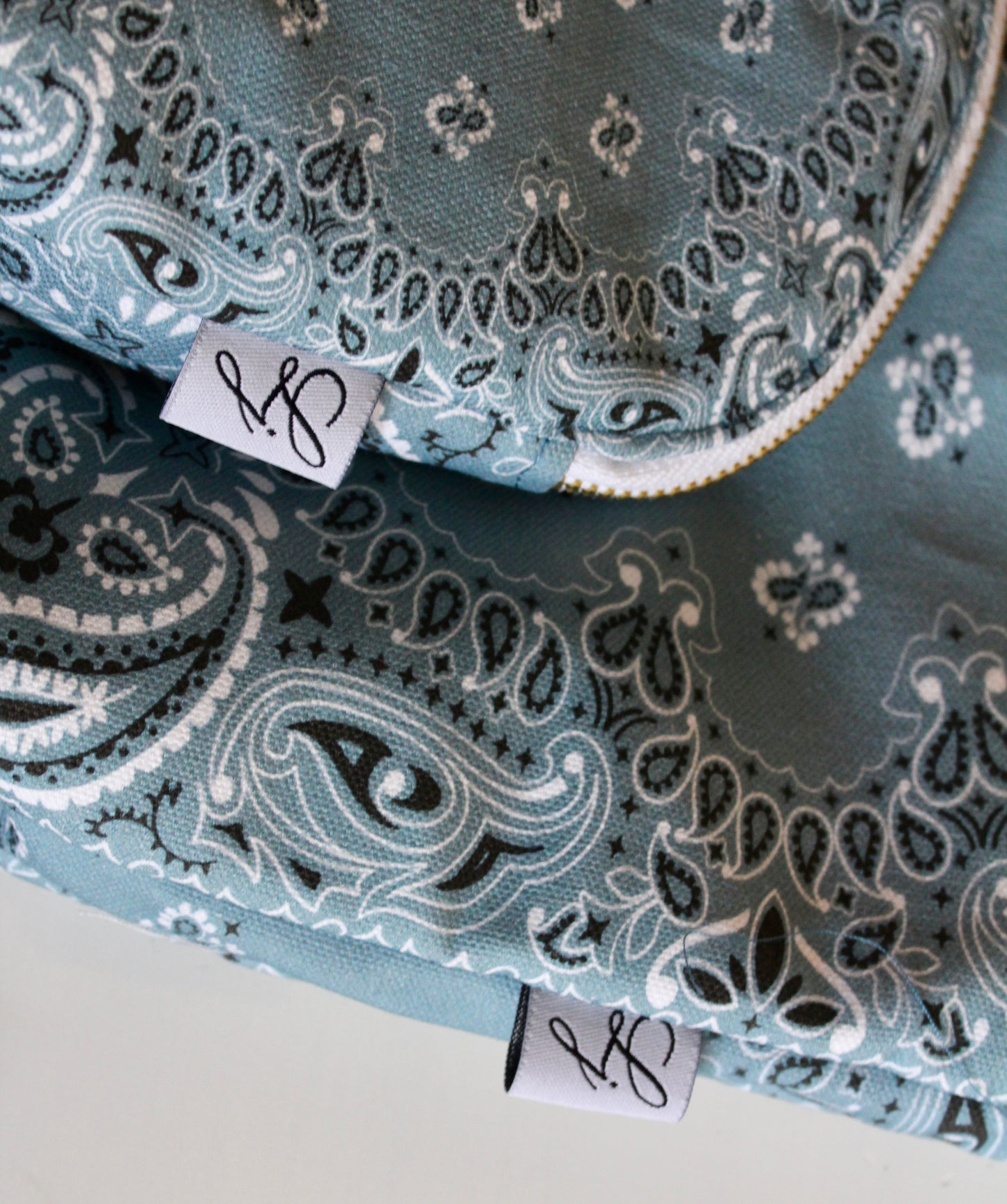 Mini Bandana Pouch Vintage Blue