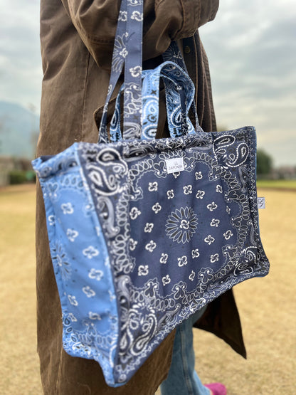 Week Tote Bandana Blue Sky