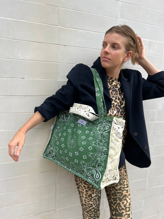 Week Tote Bandana Verde