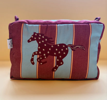 Estuche XL Rayas Burdeo Celeste